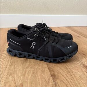 On Running Waterproof Cloud 6 Black Sneakers Men’s Size 9.5